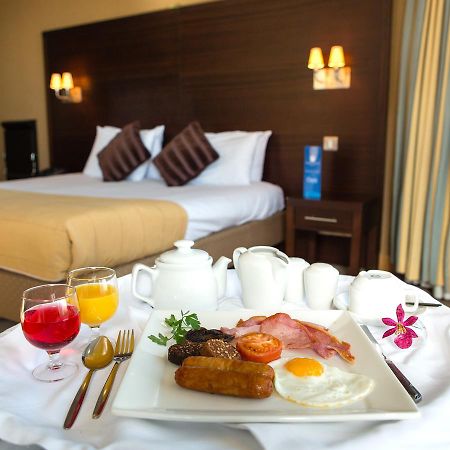 White Sands Hotel Портмарнок Экстерьер фото