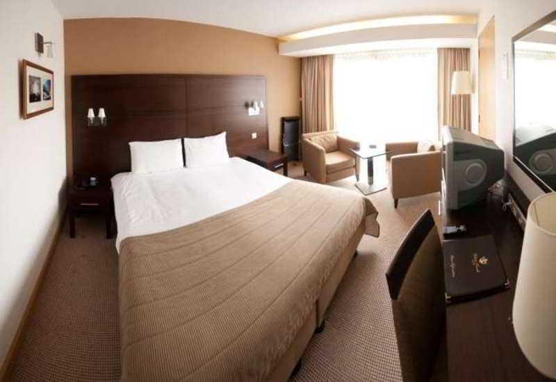 White Sands Hotel Портмарнок Экстерьер фото