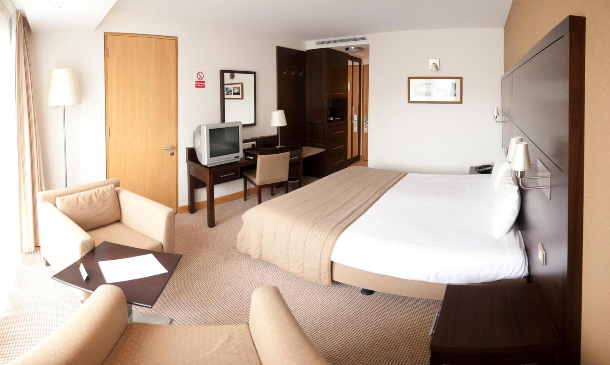White Sands Hotel Портмарнок Экстерьер фото
