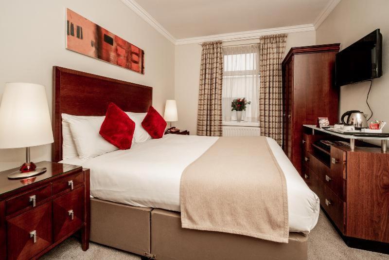 White Sands Hotel Портмарнок Номер фото